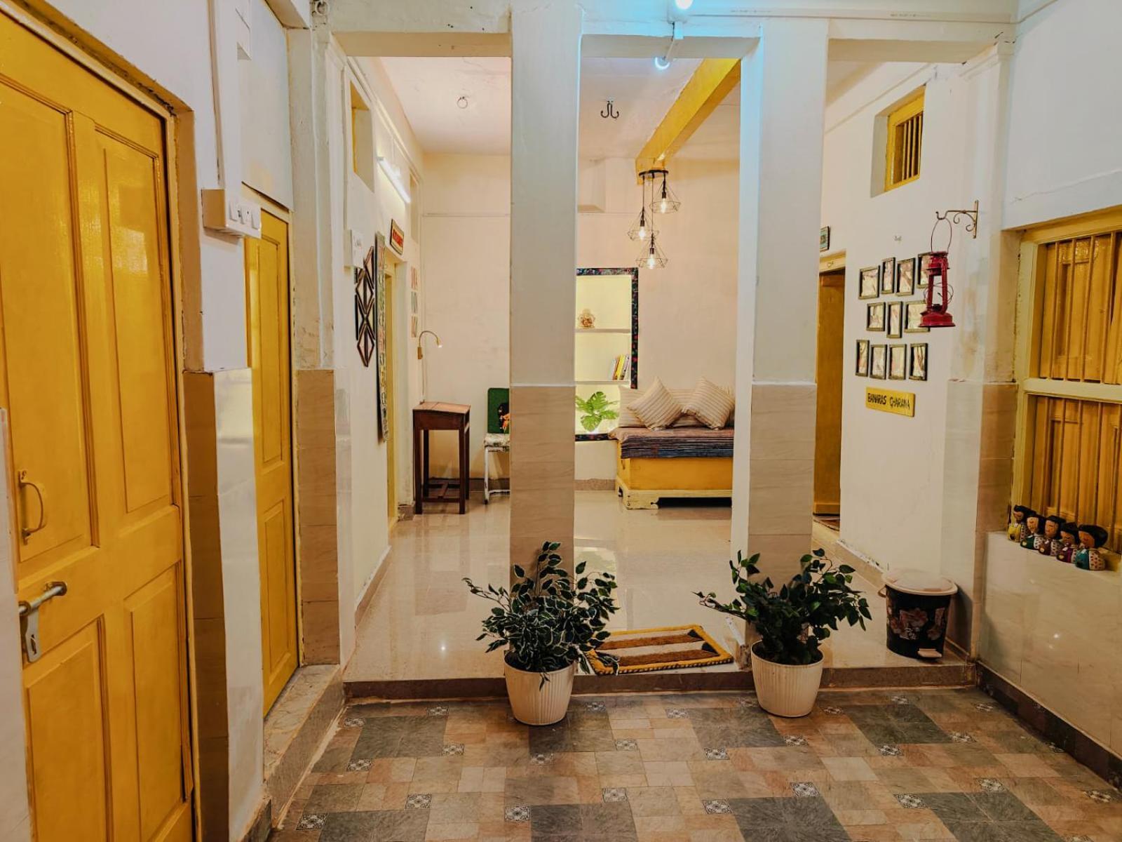 Kailash Heritage Homestay Benares Buitenkant foto