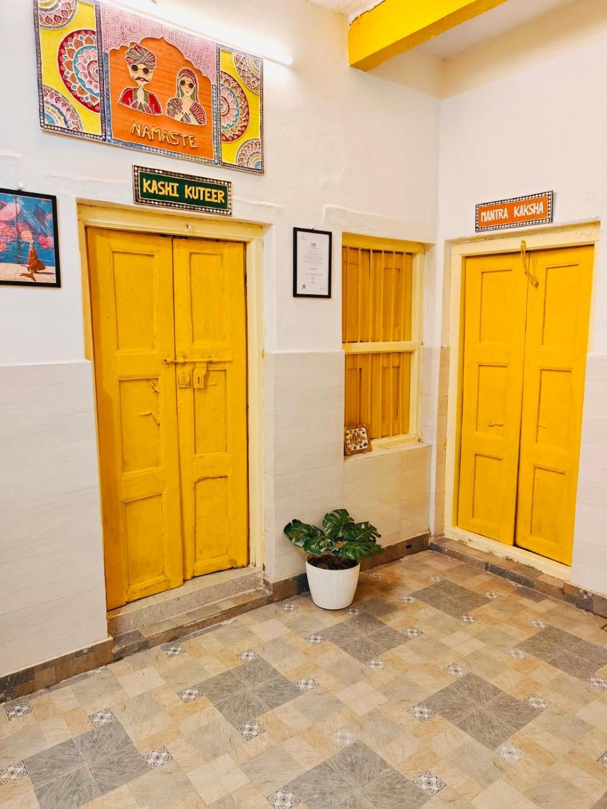 Kailash Heritage Homestay Benares Buitenkant foto